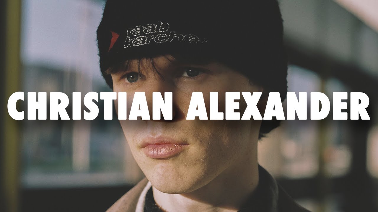 在 YouTube 上观看 Getting to Know Christian Alexander 在 YouTube 上观看 Getting to Know Christian Alexander