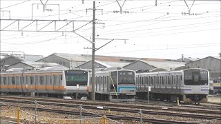 E217系、205系見守る中 E233系T30編成 出場・回送へ！ﾄｲﾚ設置などｸﾞﾘｰﾝ車組込み準備改造完了し　豊田車両センターに回送される！2023.3.27 JR長総　　panasd 3046