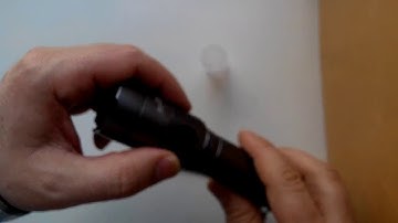 UltraFire Cree XML T6 2000Lm Zooming LED Flashlight