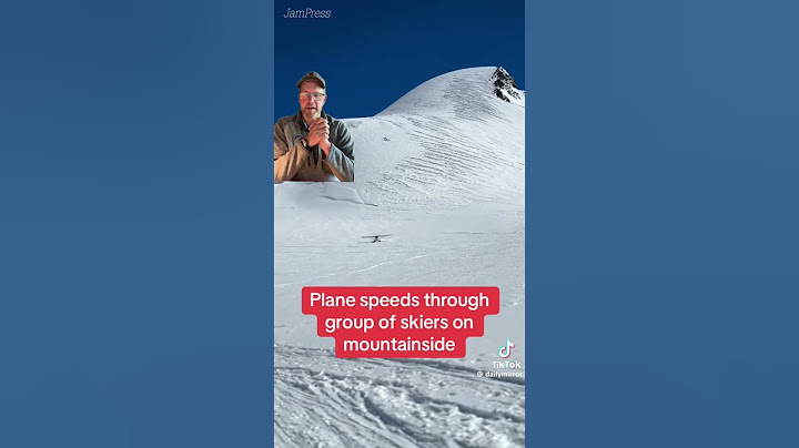 Plane Almost Hits Skiers - #flying #airplane #skiplane #skiing #skirace #skimountaineering #skier