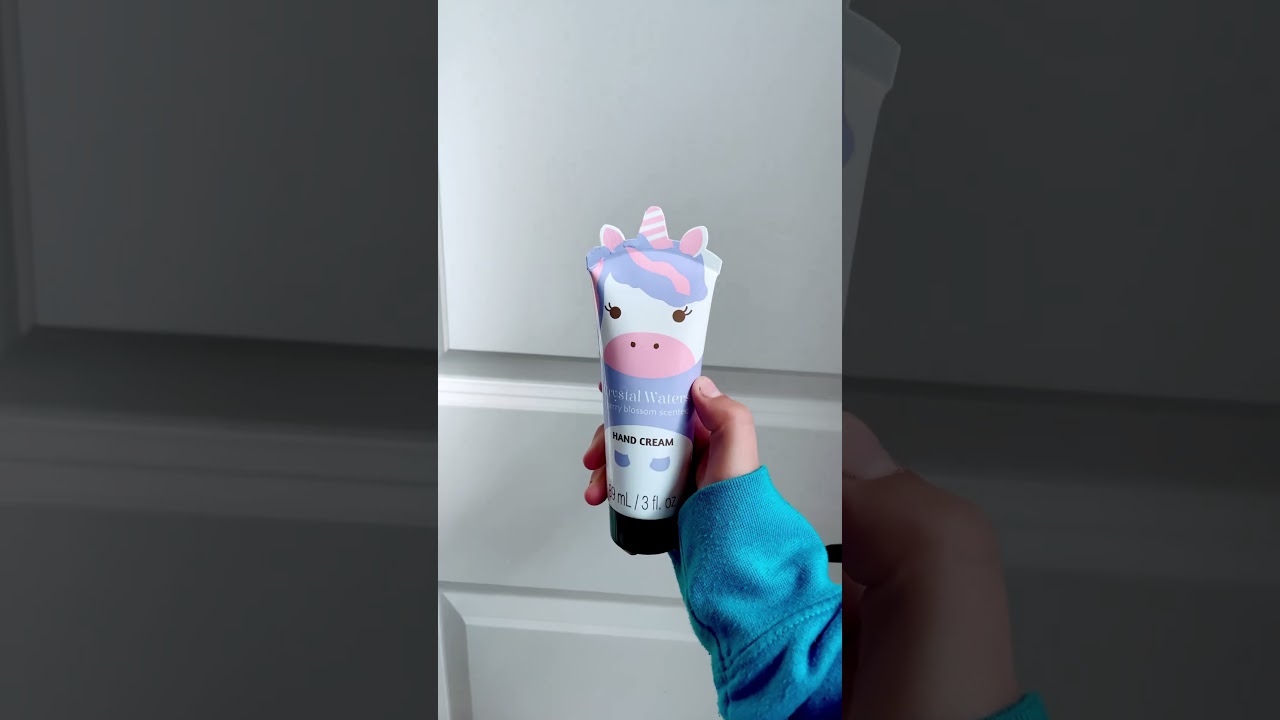 Cleaning my vanity 🐬🌺🪼￼