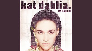 Video voorbeeld van "Kat Dahlia - Tumbao"