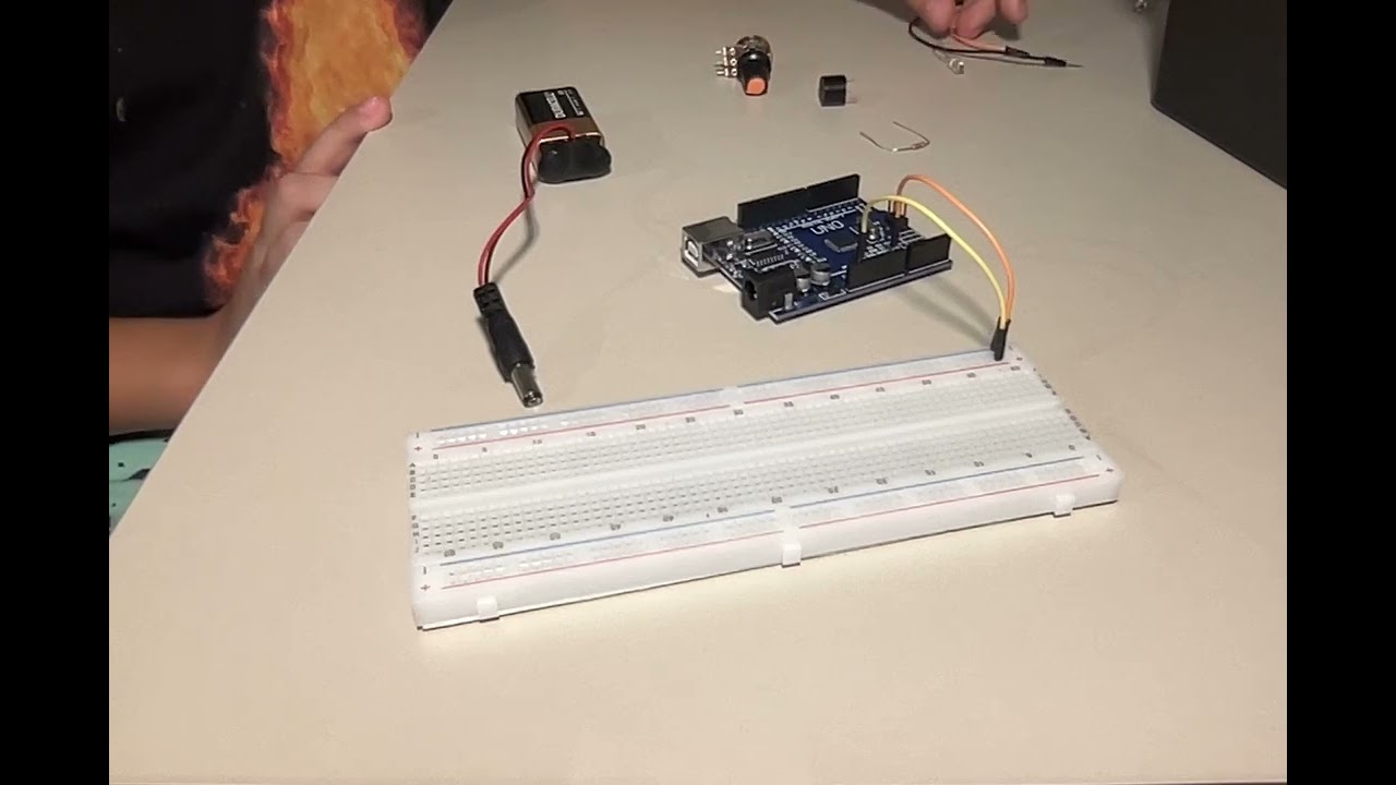 Potansiyometre ile LED ve Buzzer (KODSUZ)