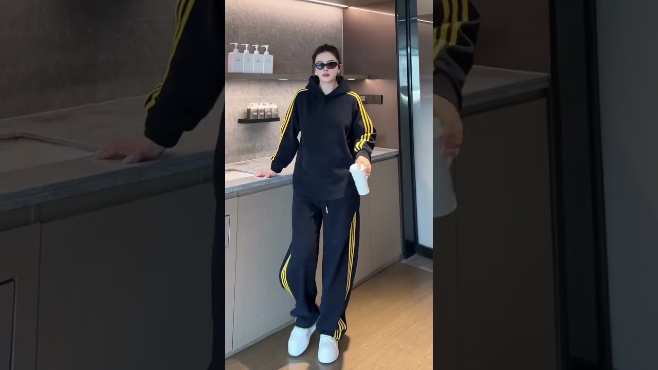 Chic Grey Oversized Outfit | Cool & Confident Vibes 😎