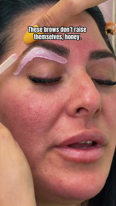 Just a little self-care moment. #lashes #browstylist #eyebrow #beauty #skincare #thickerbrows