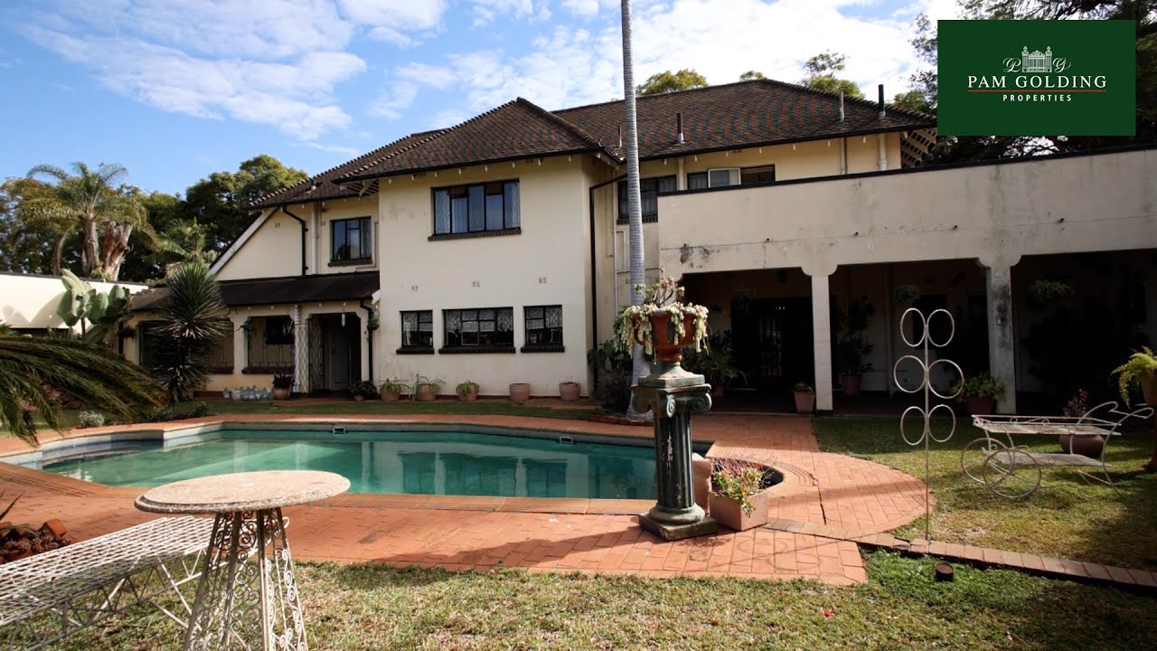 Magical Milton Park - Graceful Grande Dame