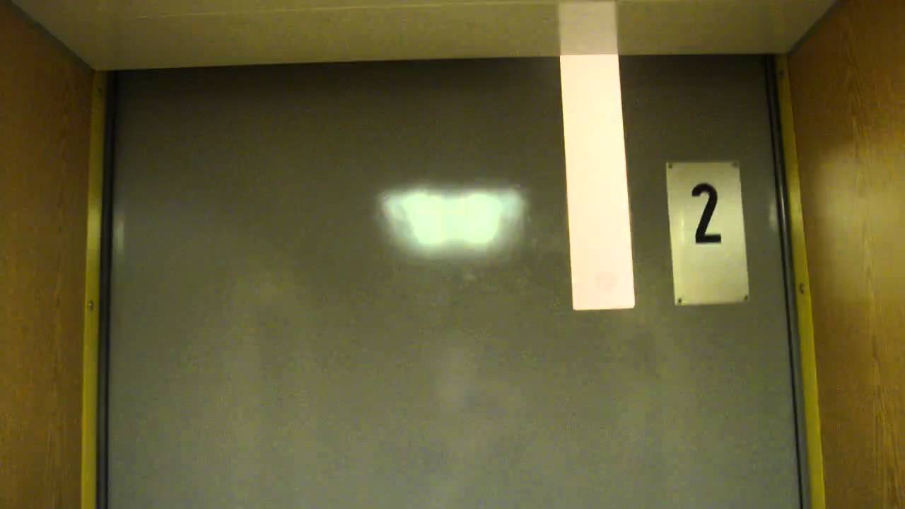 KONE Roped Hydraulic elevator at Tällegatan in Ljusdal.. YouTube