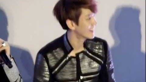120602 The Genie AR show Baekhyun 지니 영상쇼 백현이