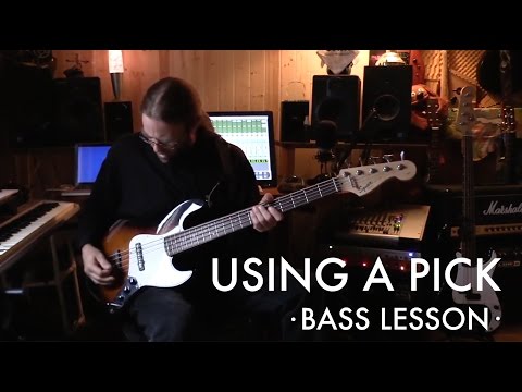 how-to-use-a-bass-guitar-pick---picking-technique-lesson-for-bassists
