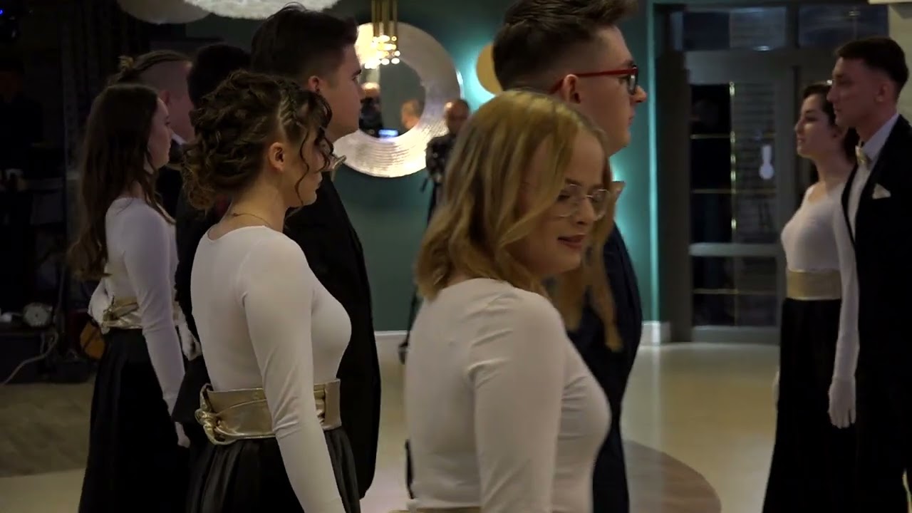 Studniówki 2022: Zespół Szkół Elektronicznych im. Bohaterów Westerplatte w Radomiu