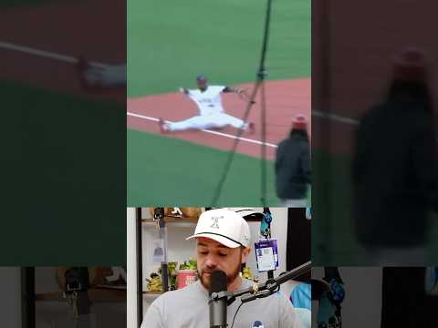 Third baseman saves his pitcher who was spamming curveballs, a breakdown #baseball #sports #pitching