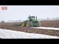 570 hp JOHN DEERE 9570R Tractor Chisel Plowing in the Snow