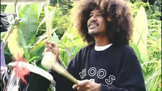 The Munchies - Start Your Day with A Smile (Live Video)