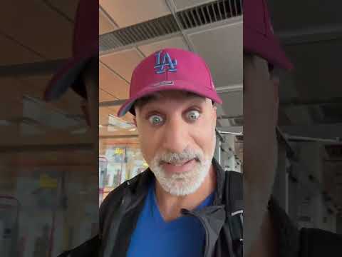 واخيرا وصلت هامبورج و بكرة اول عرض، لسه في تذاكر في زيوريخ عشان الناس مكسلةأشوفكم يا ولاد