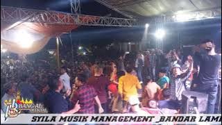 MOMENT Musik LEPAS_ SYILA MUSIK_LIVE BENGKUNAT/FULL PENONTON TIDAK TERKENDALI 2022