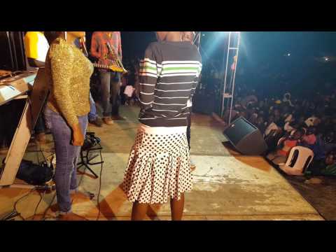 KAPALAGA BAIBE PERFORMANCE-translator