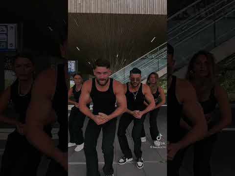 Ashley Look At Me Tiktok Dance Edit