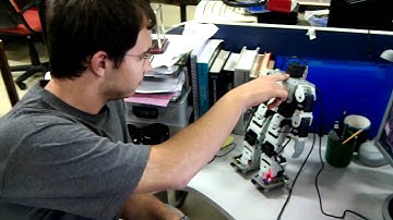 Bioloid Balancing - First test