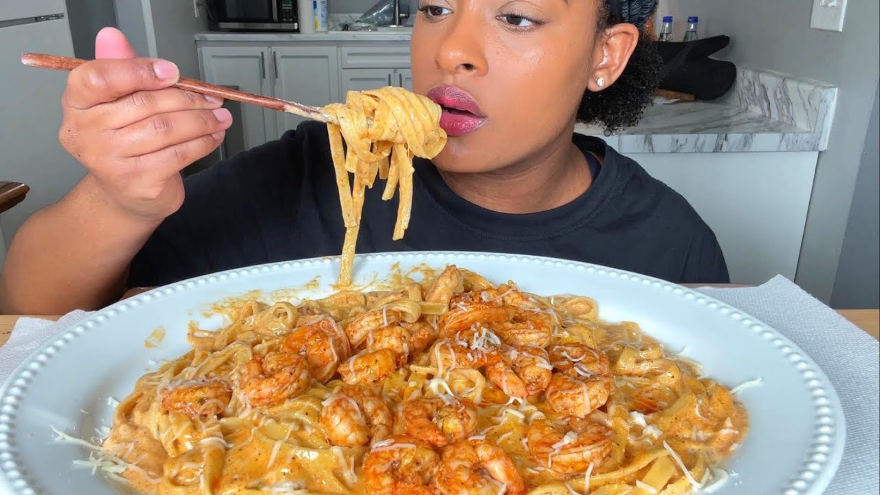 ASMR MUKBANG CREAMY CHEESY CAJUN SHRIMP FETTUCINE АЛЬФРЕДО ПАСТА NO TALKING 먹방 EATING SHOW
