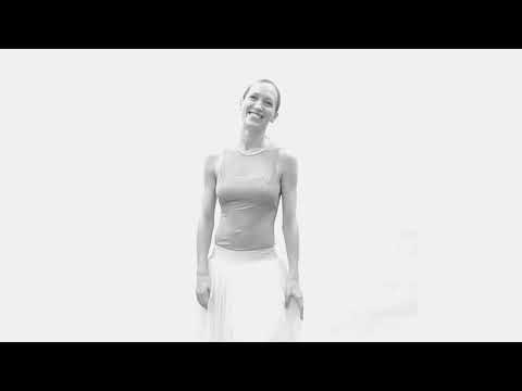 BEYOND WORDS | OHNE WORTE mit Ksenia Ovsyanick