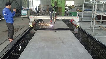 Cắt  10 mm inox với  máy CNC plasma  A120. Đường  cắt đẹp  không có xỉ bám sau khi cắt ra
