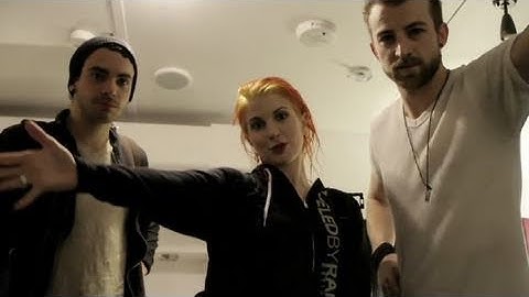 Paramore: Monster (Beyond The Video)