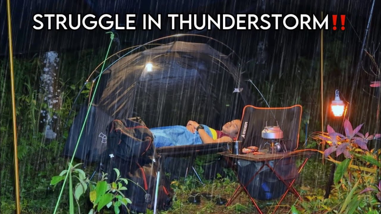 ⚡STRUGGLE IN RAINSTORM & THUNDERSTORM‼️CAMPING IN THUNDERSTORM WITH FLOATING TENT‼️