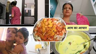 Sasu ma k hatho ka khatta meetha n Namkeen achar