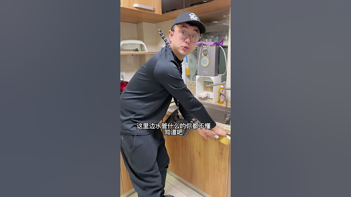 安裝師傅意外發現老丁私房錢，沒想到老丁得知後反應太搞笑了！#老車 #拼裝車 #搞笑
