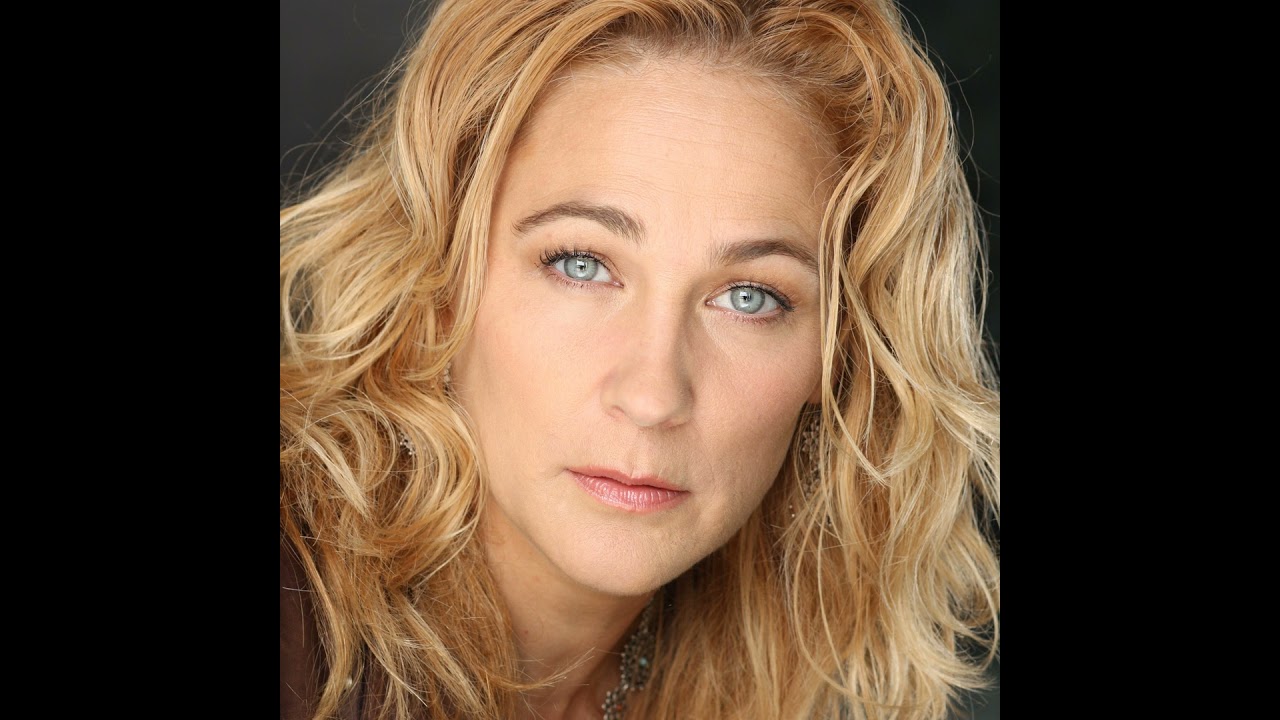 263 - Producer, Media Futurist Susan Johnston - Charge A Price Worth Working For In Film & Televi...