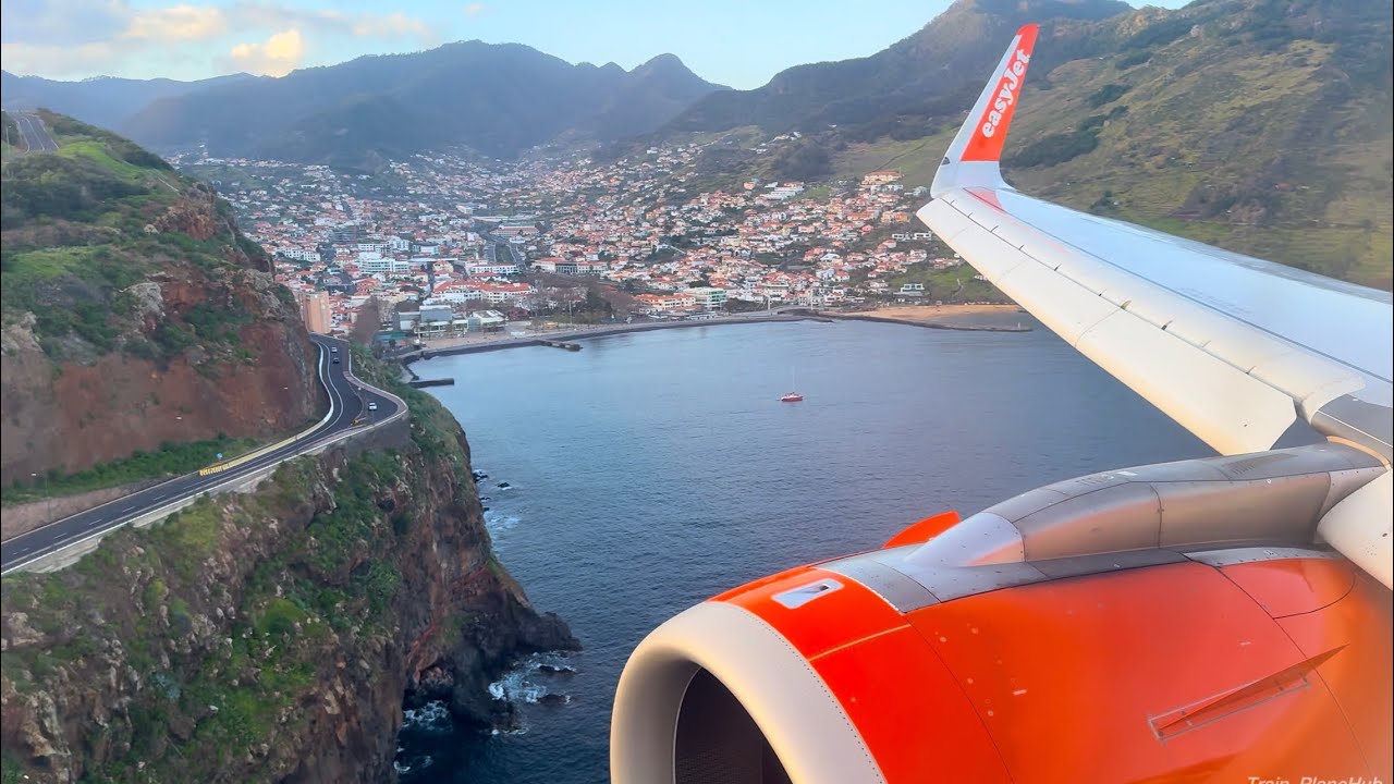 EasyJet Airbus A320-251N - London Luton to Funchal, Madeira 