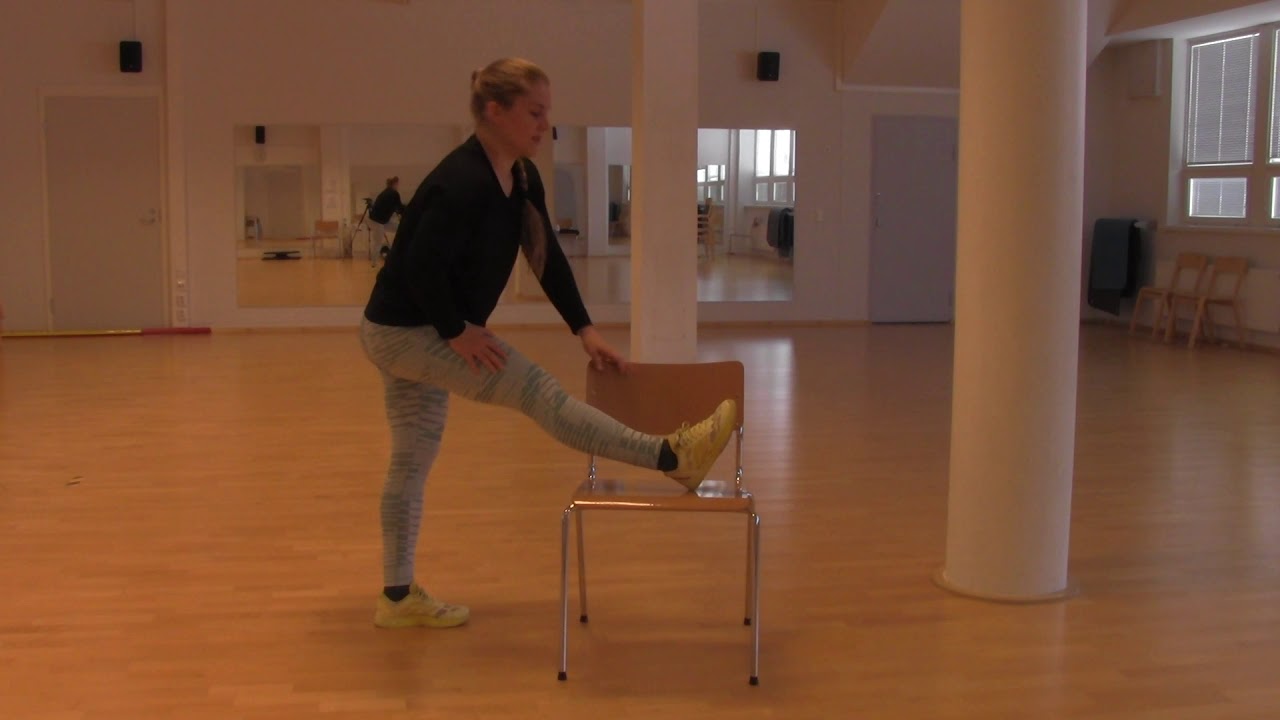 Alavartalon venyttely penkin kanssa