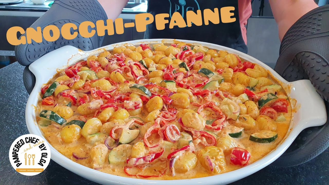 Leicht pikante Gnocchi-Pfanne auf der White Lady (großer runder Stein) von Pampered Chef 2022