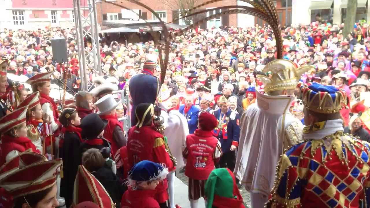 Fettdonnerstag mit Märchenprinz Paul II. und Prinz Bernd I. am Jonastor