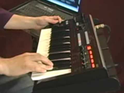 Korg R3 (Synthesizer/Vocoder) - Overview Demo