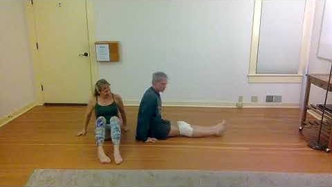 How to do Contact Improvisation  # 10- Floor spirals