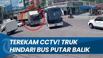Detik-detik Sebuah Truk Berhasil Menghindari Bus Yang Sedang Putar Balik