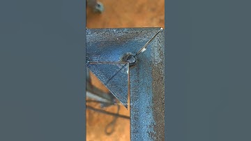 Tricks for strong connections of thin 90 degree L angle iron #shorts #welding #welder #metalworking