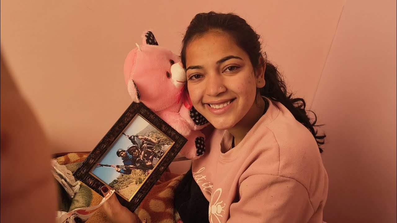 Valentine k din patidev laye the itne sare gift