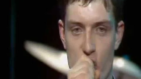 Members of Joy Division talk about Ian Curtis's Da...