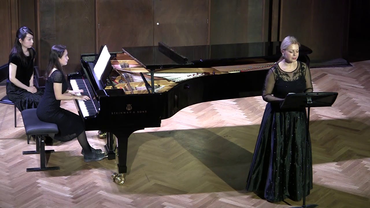 Г.Форе, "Лунный свет", соч. 46 №2. Исп. Е.Ольховская (сопрано), Д.Наварро (фортепиано)