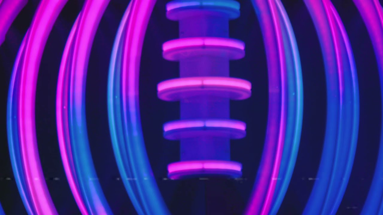 在 YouTube 上观看 Luna Luna - Baby Loner (Official Audio) 在 YouTube 上观看 Luna Luna - Baby Loner (Official Audio)