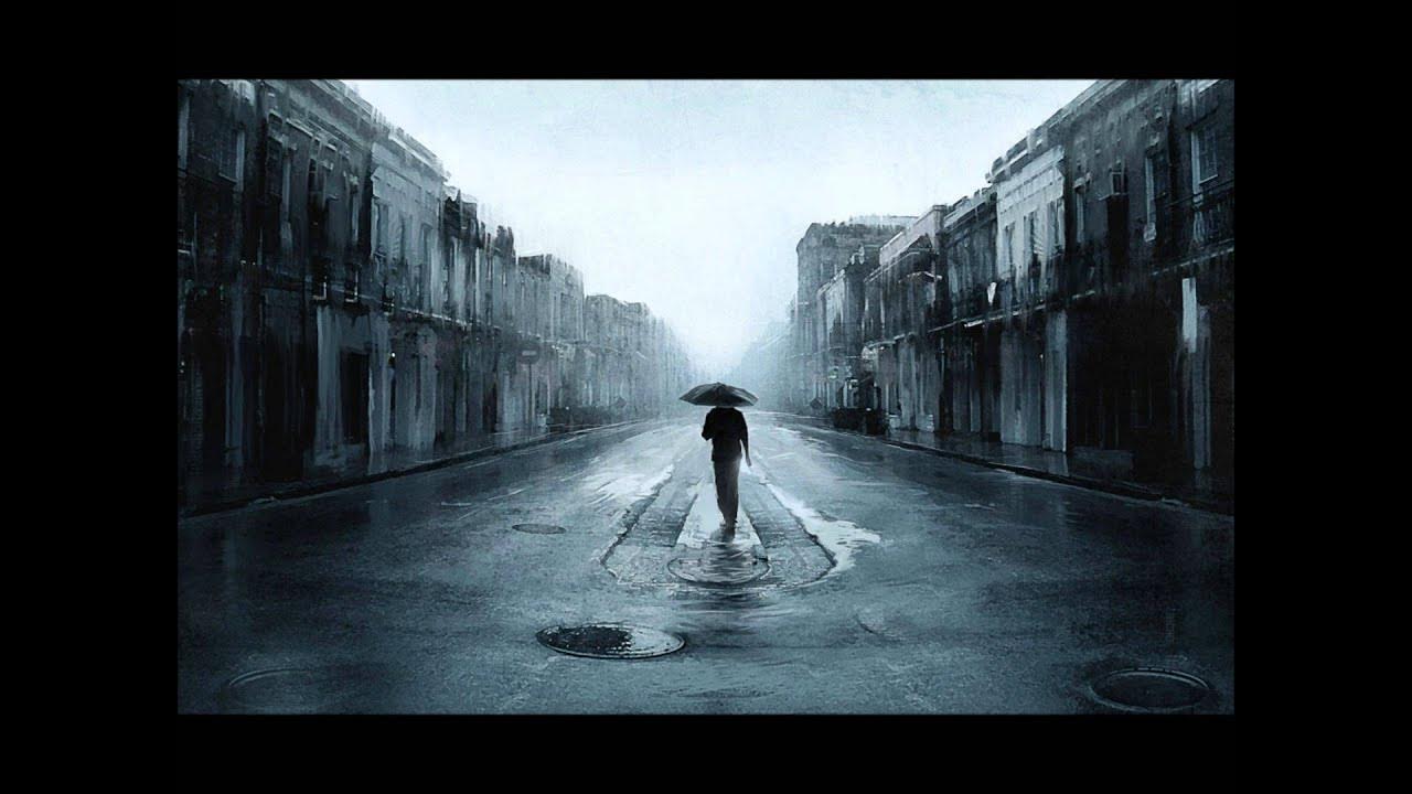 Говоришь жизнь серая. Человек под дождем. Человек в пустом городе. Дождь грусть. Дождь одиночество.