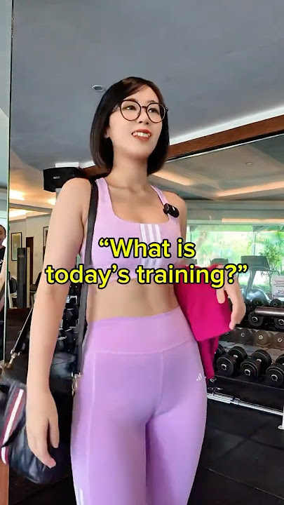 Leg day? Adios day🗿👍🏻 #meme #gym #gymworkouts #legday #larissarochefort #cosplay