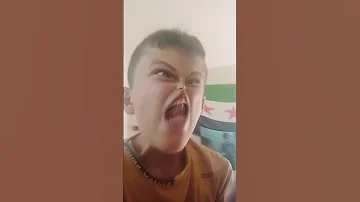 اختك لما تيجي تصحيك 