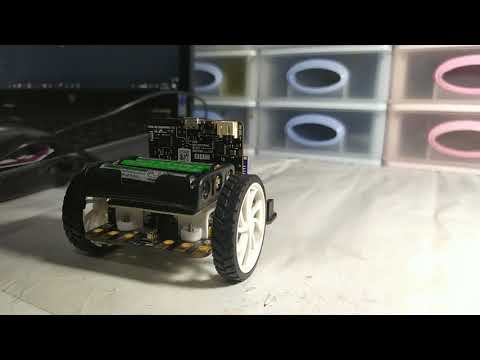 Bài 1 Robot Maqueen chạy demo