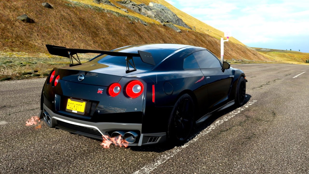 Gtr 4 mini. Forza Horizon 4 Nissan GTR. Nissan GTR Forza Horizon. Форза хорайзен 4 ГТР. Nissan GTR r35 Forza Horizon 5.