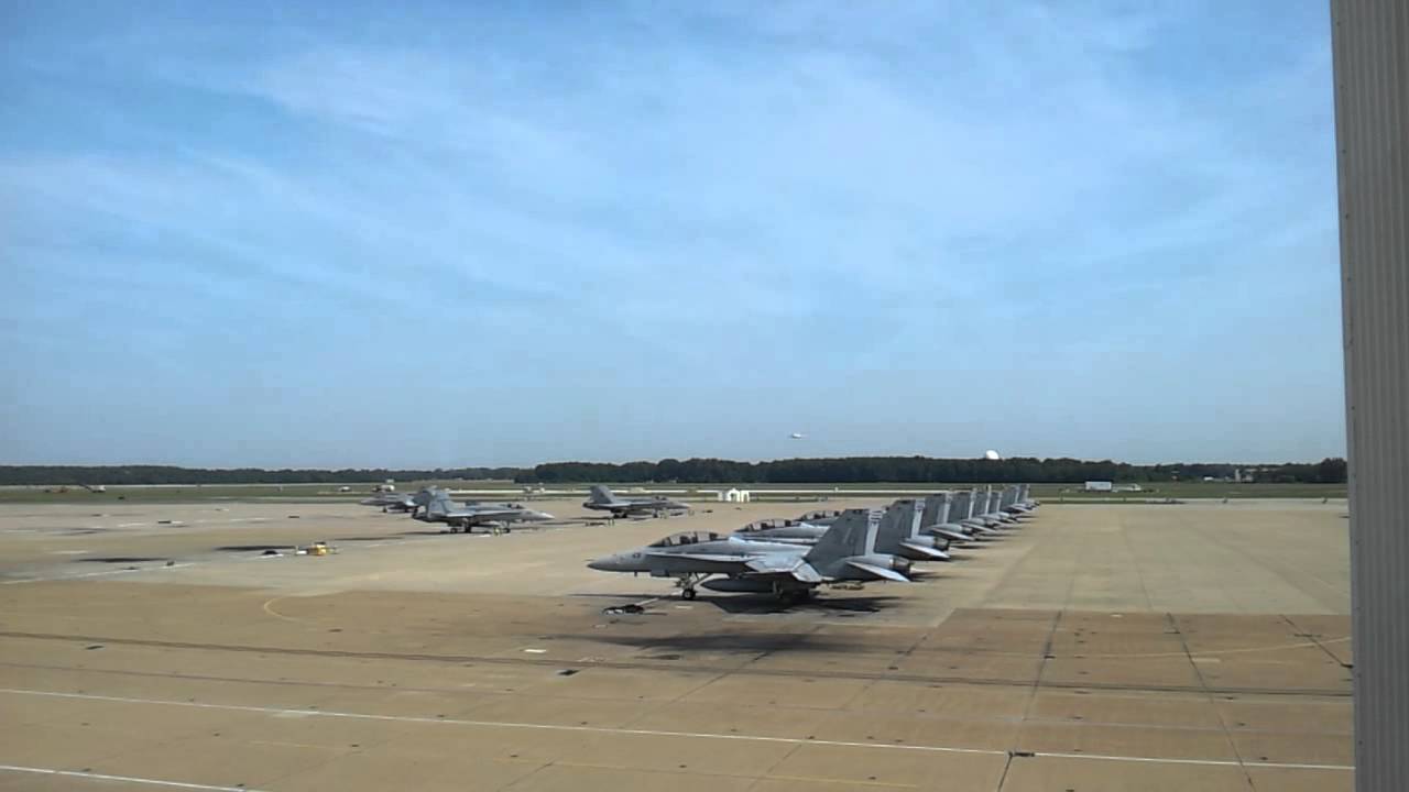 Air Force One lands at NAS OCEANA YouTube