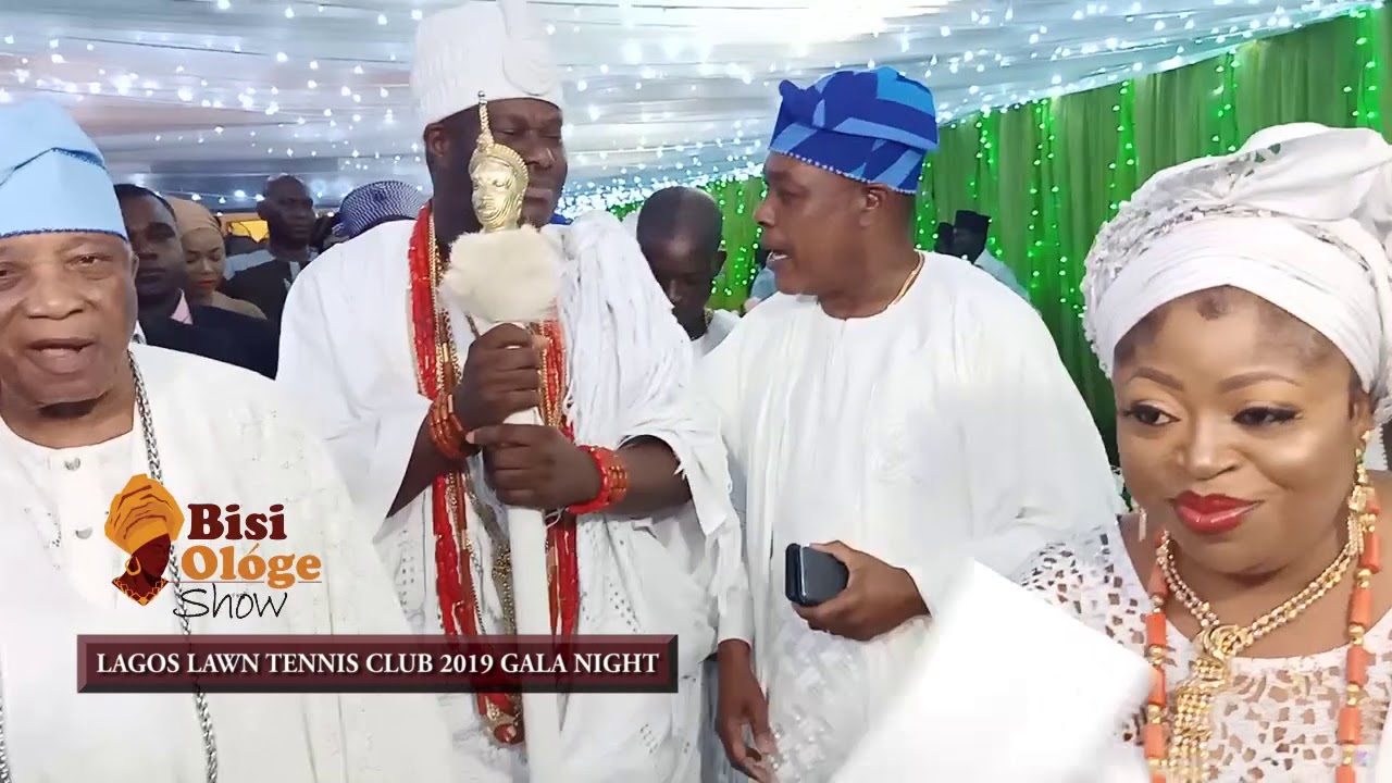 ARRIVAL OF OONI ADEYEYE OGUNWUSI OJAJA II,BABA IJEBU&PRINCESS TOYIN KOLADE TO LAGOS LAWN TENNIS CLUB