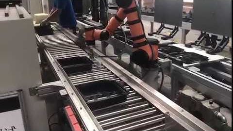 Production of automobile air conditioner filter spraying mold release agent